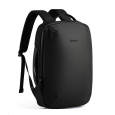 MYBALO ASTON Perfektní volba pro minimalisty s dobrým vkusem 6 ikon: - Nejtenčí batoh - Elegantní - Kapsa na notebook do 15,6" - Kapsa na tablet do 9" - Otevírání o 180 stupňů - USB a USB-C port - Drží tvar - Voděodolný - Skryté kapsy Elegantní a minimalistický Jedná se o velmi elegantní a minimalistický batoh. S tímto parťákem neuděláte chybu při běžném nošení do města, ani na důležité schůzce. Tenký batoh MYBALO Aston je batoh s vůbec nejmenší hloubkou z naší nabídky. Díky tomu působí elegantně a minimalisticky, ale i přesto se do něj vejdou všechny vaše nezbytnosti. Kvalitní voděodolný materiál, dlouhá životnost Kvalitní umělá kůže zajišťuje trvanlivost a odolnost batohu proti vodě a opotřebení. MYBALO Aston tak bude vaším společníkem opravdu dlouho. Drží tvar Batoh si zachovává svůj tvar také v případě, že jej budete mít úplně prázdný. Vestavěný USB a USB-C port Nabíjejte svá elektronická zařízení kdekoli a kdykoli díky vestavěnému USB a USB-C portu. Popruh k uchycení na kufr Cestujte pohodlně. Kdykoli chcete mít volná záda, jednoduše připevněte batoh na rukojeť svého kufru. Pohodlné polstrování Užijte si komfortní nošení díky kvalitnímu a prodyšnému polstrování ramenních popruhů a zádové části. Další praktické kapsy Zorganizujte si pohodlně a snadno své věci díky množství vychytaných kapes. Skryté kapsy V zádové části a na ramenním popruhu najdete skryté kapsy pro bezpečné uložení cenností. Vnitřní kapsy Vnitřní kapsy slouží pro snadnou organizaci všech vašich věcí. Přední kapsa Přední kapsa je určena pro věci, které chcete mít rychle a snadno po ruce. Parametry: - Rozměry: 46 x 30 x 9 cm - Objem: 11 l - Hmotnost: 1,19 kg - Kapsa na notebook: Ano (do vel. 15,6") - Kapsa na tablet: Ano (do vel. 9") - USB port: Ano - Voděodolnost: Ano - Hlavní materiál: Ekokůže + Polyester - Podšívka: Polyester - Barva: Černá
